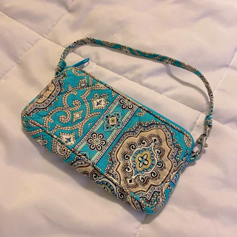 Vera Bradley Women’s Blue Patterned Clutch/Wristlet